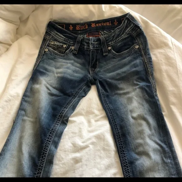 Rock revival jeans in great condition. Worn once because they don’t fit me - Picture 1 of 3